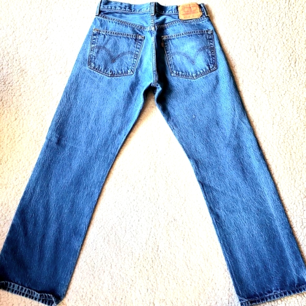 VINTAGE LEVI'S 501 BUTTONFLY JEANS ~🎊HP🎊 - Picture 6 of 8
